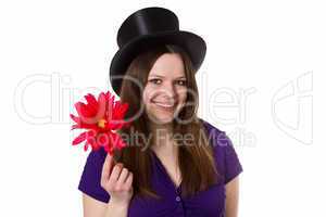 Junge Frau mit roter Blume