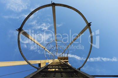 Industrial ladder