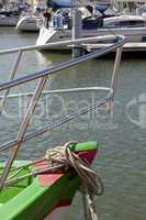 Schiffsbug eines Segelbootes - Prow of a sailboat