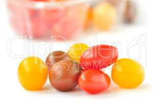 Cherry tomatoes of different colors