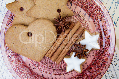 Lebkuchen und Zimtsterne