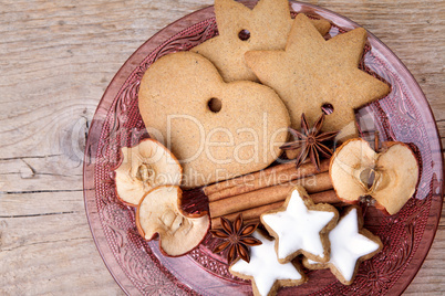 Lebkuchen und Zimtsterne