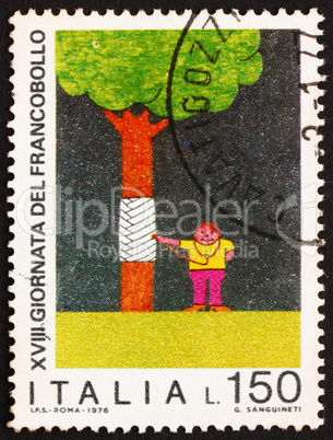 Postage stamp Italy 1976 Boy Healing Tree, Child Drawing