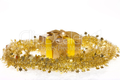 Goldener Weihnachtshintergrund - Golden Christmas background