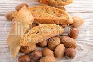 Walnut almonds Biscotti