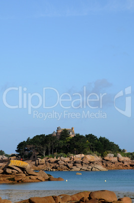 granite rocks and Costaeres castle in Tregastel