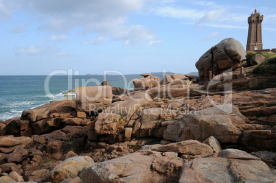 France, the lighthouse of Ploumanac h in Bretagne