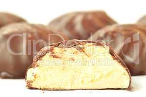 Marshmallows in chocolate glaze
