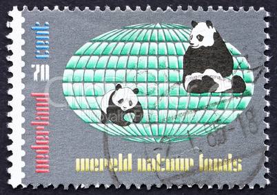 Postage stamp Netherlands 1984 Two Pandas and Globe