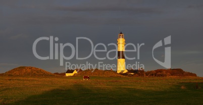 Panorma Leuchturm in Kampen auf Sylt Sonnenuntergang mit Gewitterstimmung