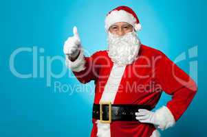 Father Santa gesturing thumbs up