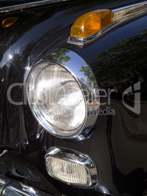 headlight of a classic car mercedes