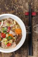 vietnamesische Pho Suppe
