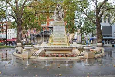 Shakespeare statue