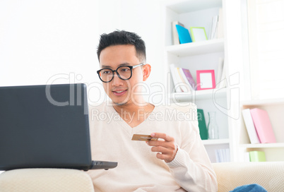 Southeast Asian male online shopping