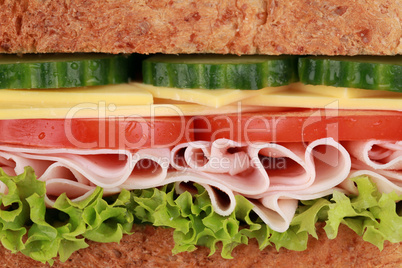 Nahaufnahme eines Sandwich mit Schinken