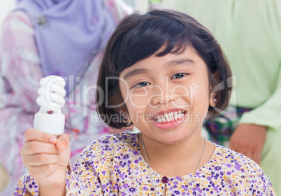 Asian girl lightbulb idea