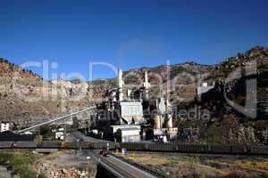 Coal burning power plant