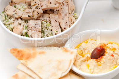 taboulii couscous with hummus