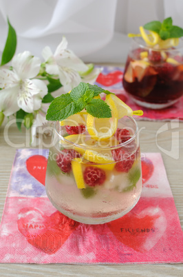 fresh homemade lemonade with mint and raspberries