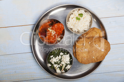 Indisches Thali mit Reis