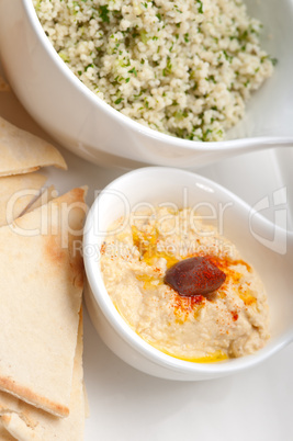 taboulii couscous with hummus