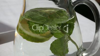 Water with lime and mint