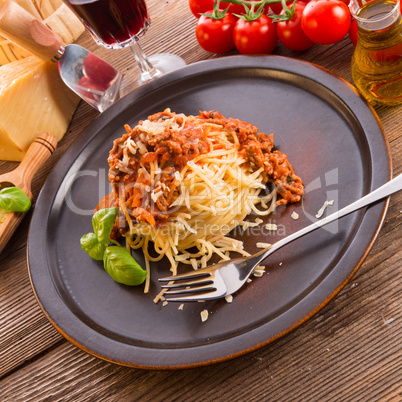 spaghetti bolognese