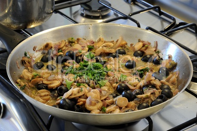 roasted mushrooms with onion