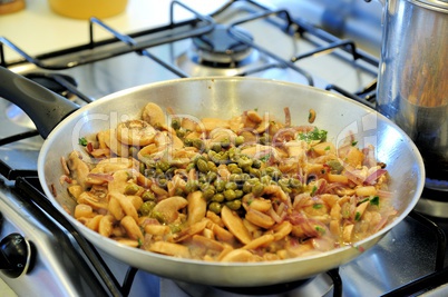 roasted mushrooms with onion