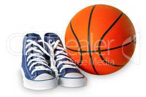 Sportschuhe mit Basketball