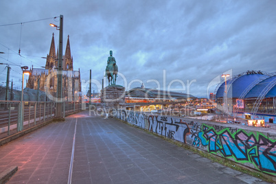 Kölner Dom, Hauptbahnhof