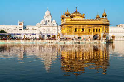 Daytime view of Golden Temple