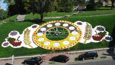 timelapse famous floral clock at Kiev
