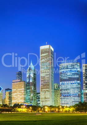 Downtown Chicago, IL in the evening