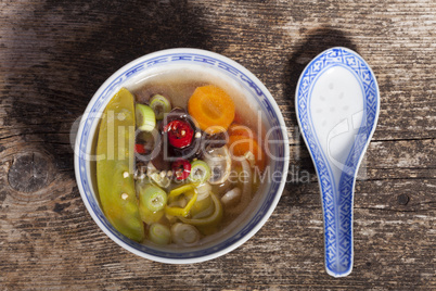 chinesische süß-saure Suppe