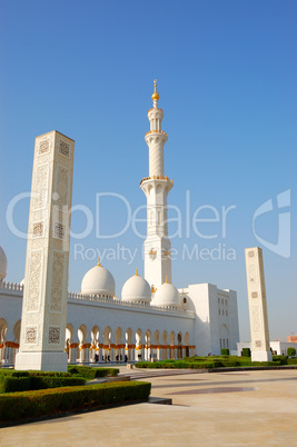 Sheikh Zayed Grand Mosque during sunset, Abu Dhabi, UAE