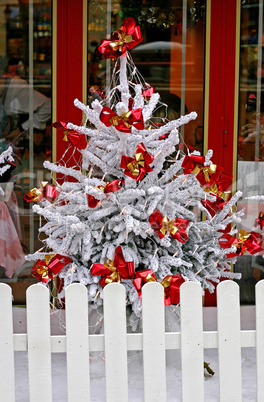 Paris Christmas Tree