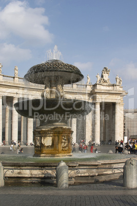 Fountain at St Peters Square in Rom