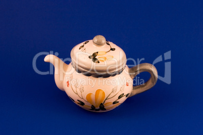 Tea pot with lid