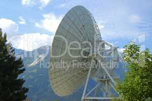 High-tech parabolic antenna