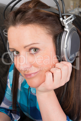 woman with earphones