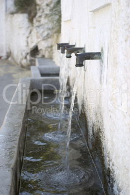 Water fountain