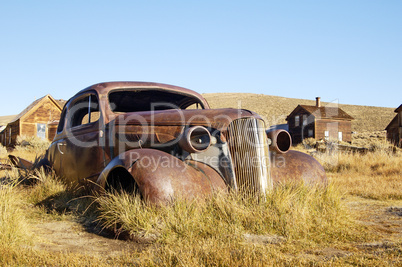Rusty Old Coupe 3
