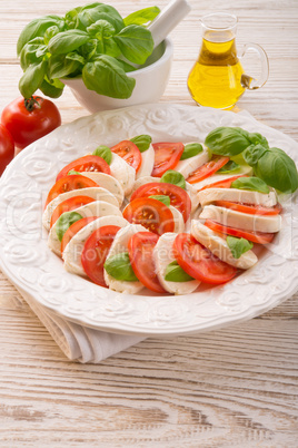 tomato with mozzarella cheese