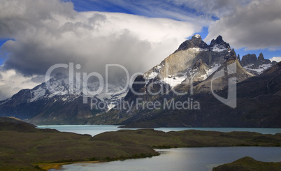 Los Cuernos and Lake Nordenskjold