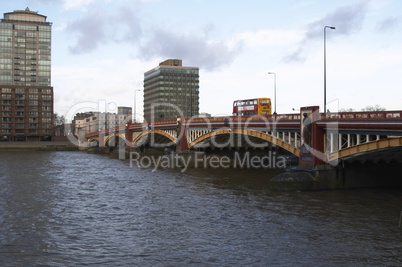 Vauxhall Bridge over the River Tham