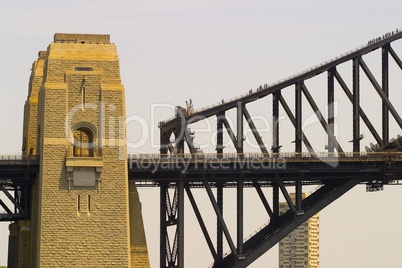 The Sydneyí Harbor Bridge, Austral