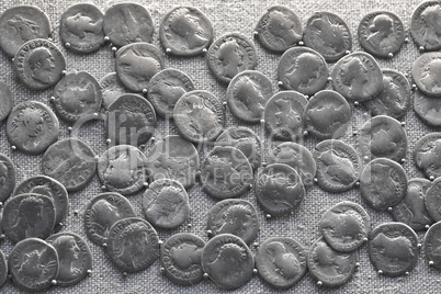 The first foreign coins in Denmark
