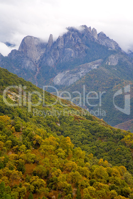 CASTLE ROCKS IN AUTUMN